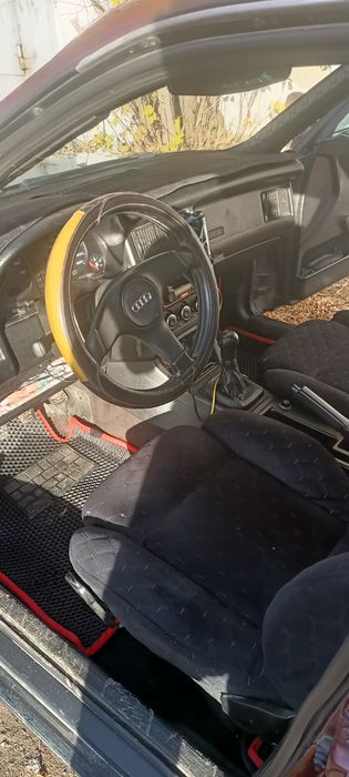 Продам ауди б3 1990,2.0