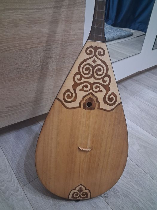 Продаётся Домбра из Мурагера