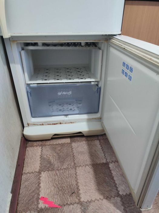 Продам Холодильник Бирюса-134 (K) белый