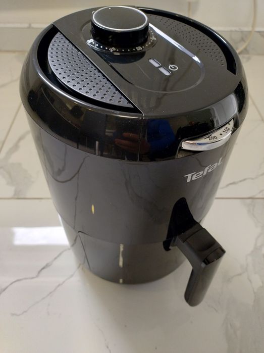 Friteuza cu aer cald Tefal 1030w (ayr fryer)