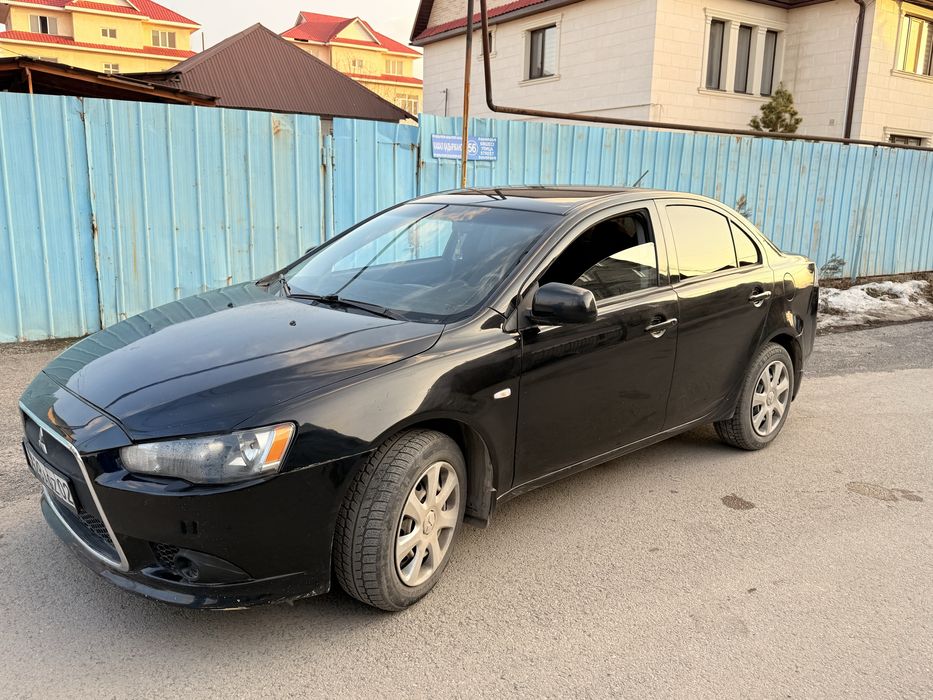 Продам машину срочно