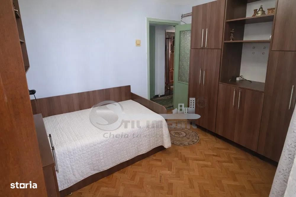 Apartament 2 camere decomandat 52 mp Podu Ros