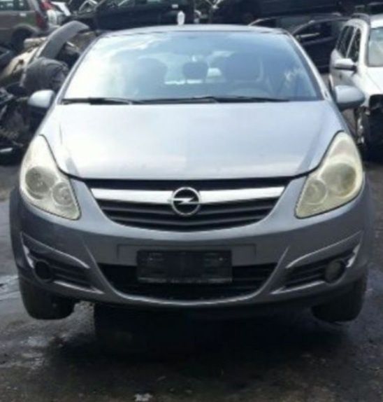 Dezmembrez corsa d in 3 si 5 usi