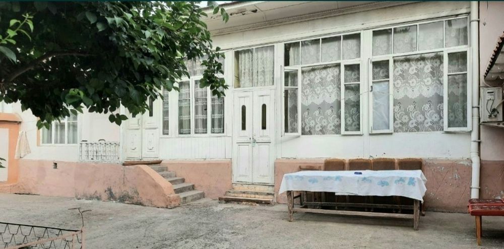 Между Ивлева и Глинкой, продажа дома в 4 сотки, Шота Руставели, Яккаср