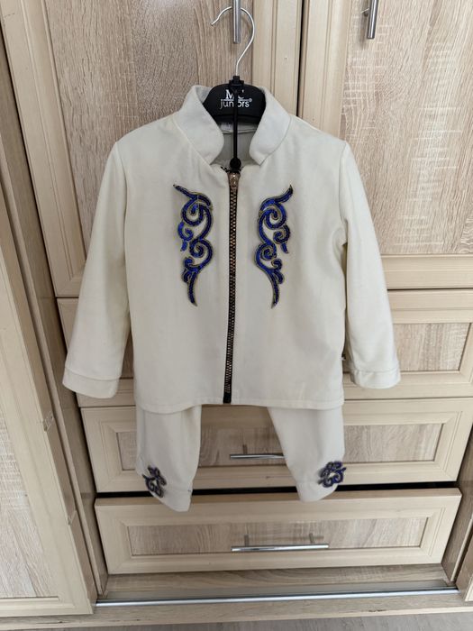 Казахский костюм на мальчика 3-4 года