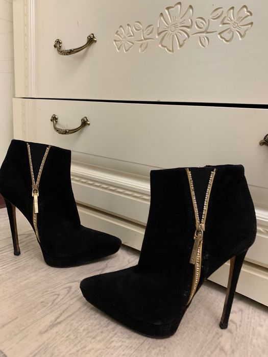 Сапожки Ботильоны