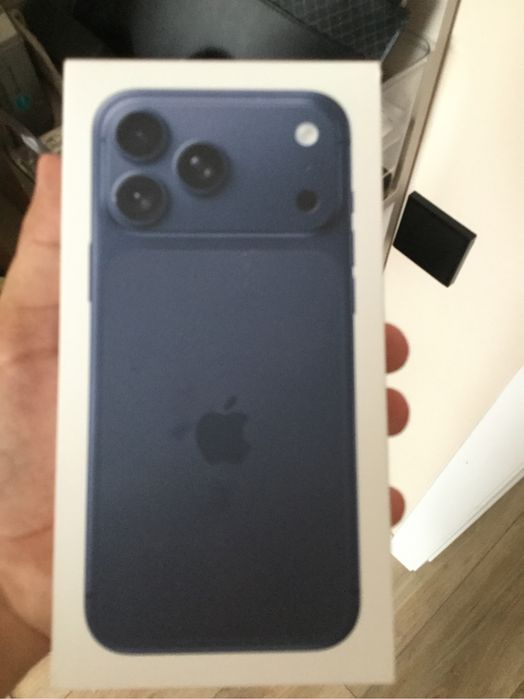IPhone 17 pro max 256GB