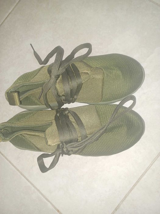 Продавам нови маратонки