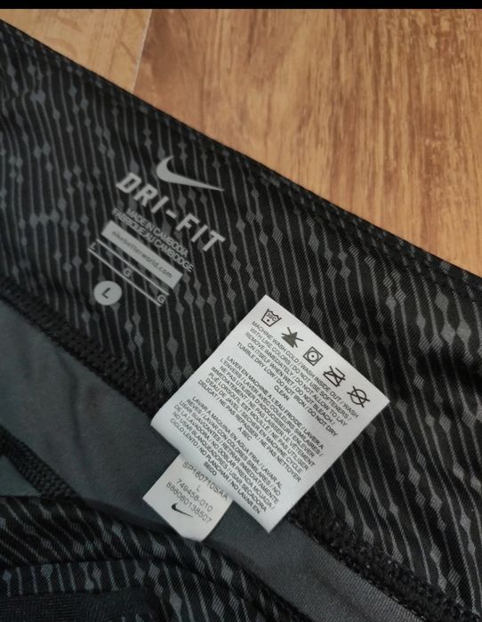 Colanți trei sferturi de damă Nike Dri Fit mărimea L