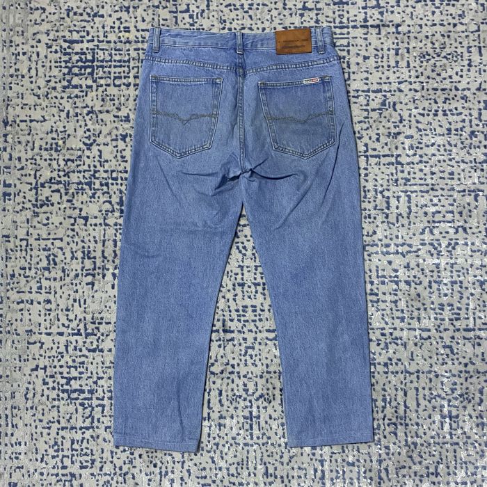 Продам джинсы в 3 расцветках