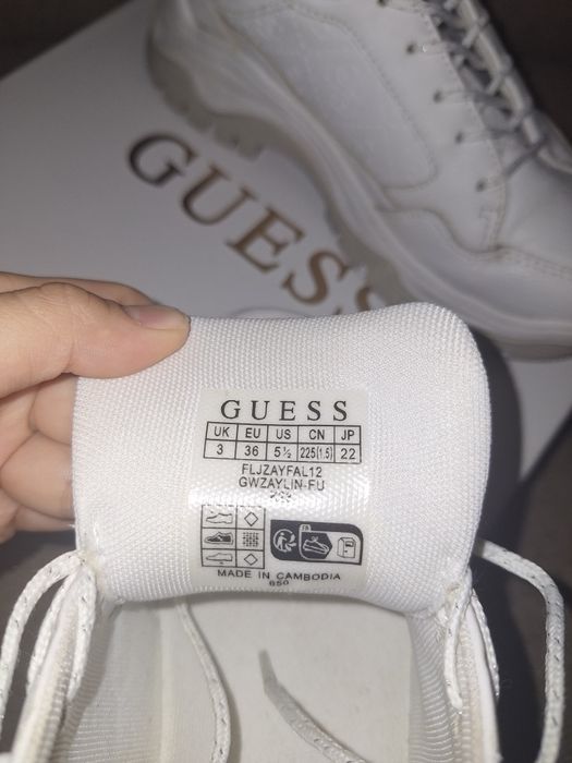 Sneakers Guess- mărimea 36 BLACK FRIDAY