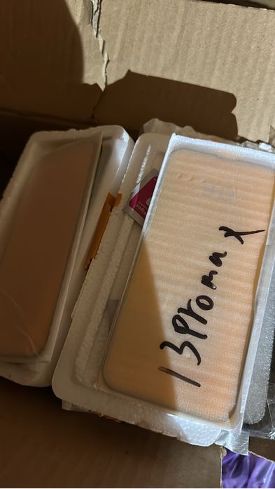 Husa si folie iphone 13/14/15/16 pro max, camion Techno