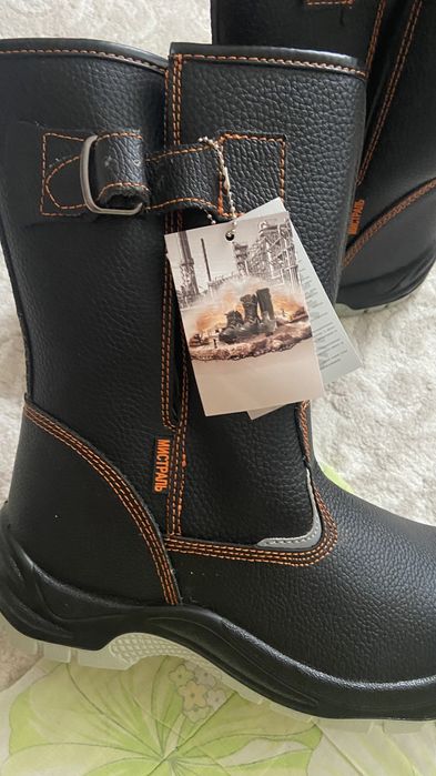 Продам сапоги отличные