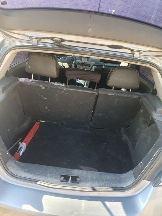 Vând Opel Astra.