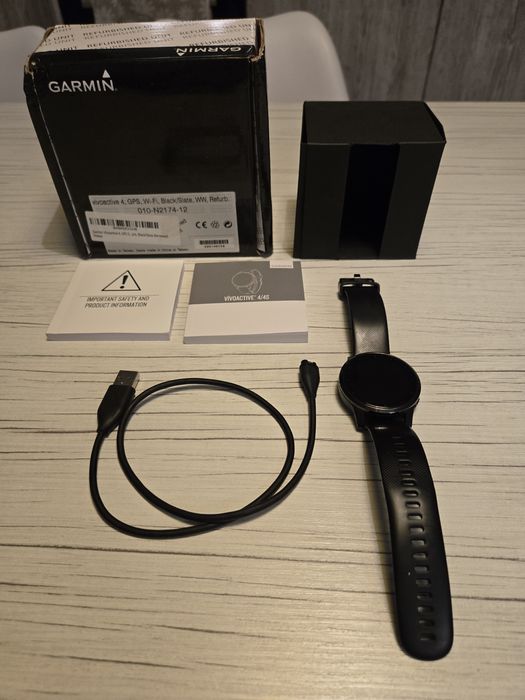 Ceas smartwatch Garmin Vivoactive 4
