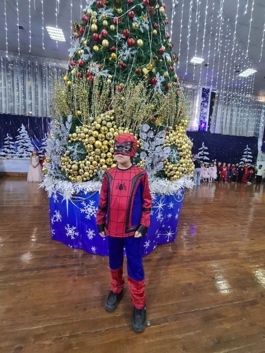 Костюм человека паука