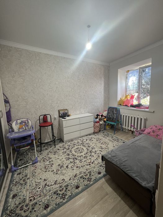 Продам трехкомнатную квартиру