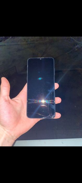 продам телефон Nokia g21