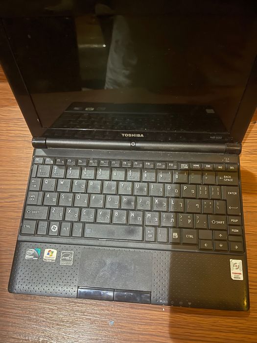 Тошиба нетбук в хорошем состоянии