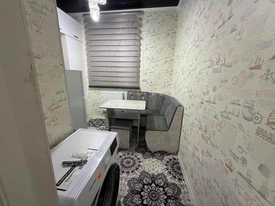 Шахар марказида жойлашган 1 хонали квартира ижарага берилади