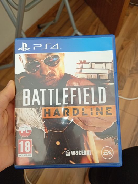 Jocul e perfect funcțional nu are nici o zgârietură are 80 sau 50 giga