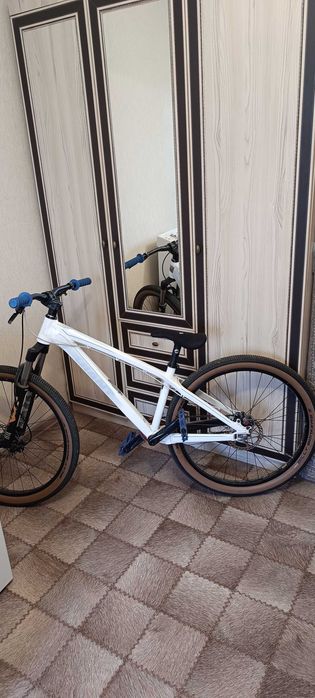 Giant Dirt Jump, Street, Park.