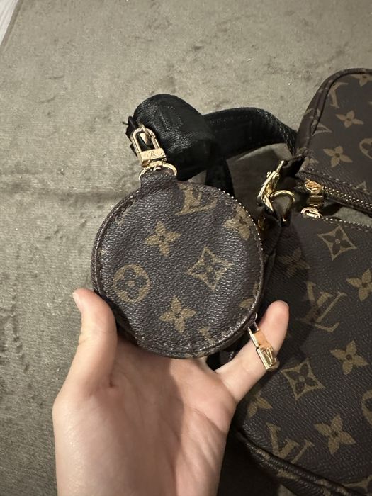 geanta Louis Vuitton