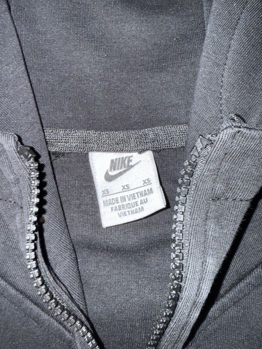 Nike Tech Fleece (XS-S)
