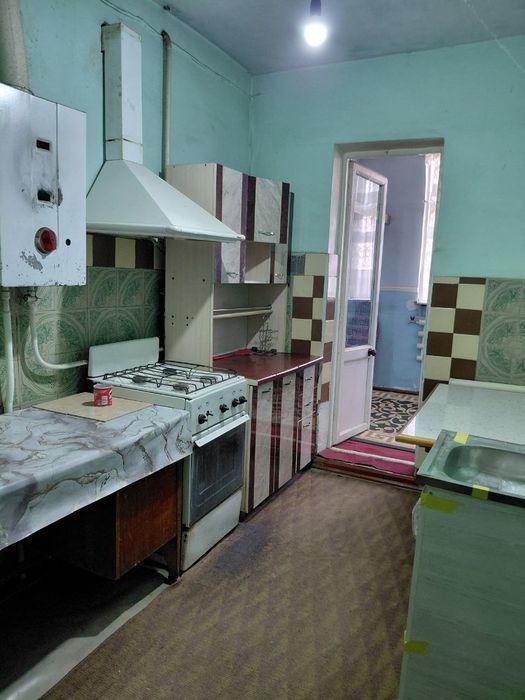 Продаётся 3 комнатная квартира