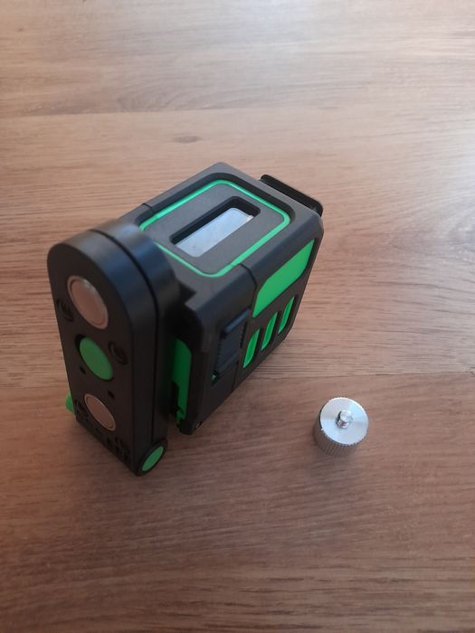 Nivela laser verde NOUĂ