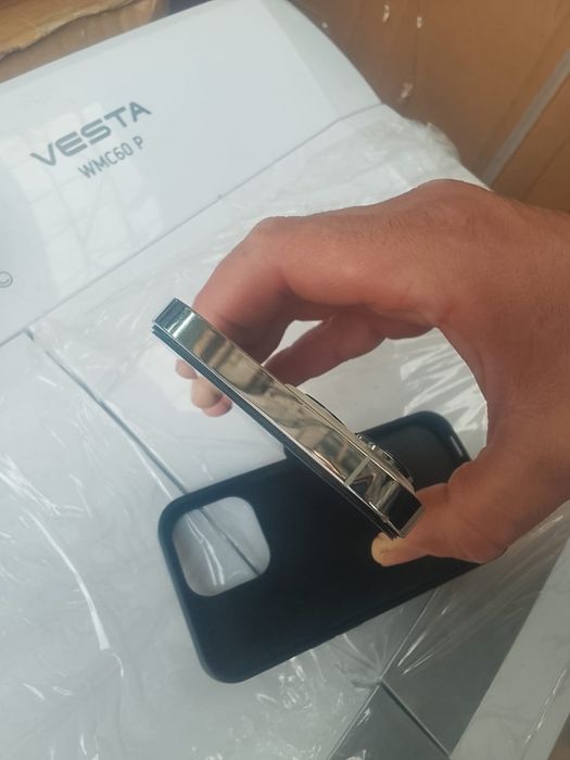 Айфон 13 про без царапин