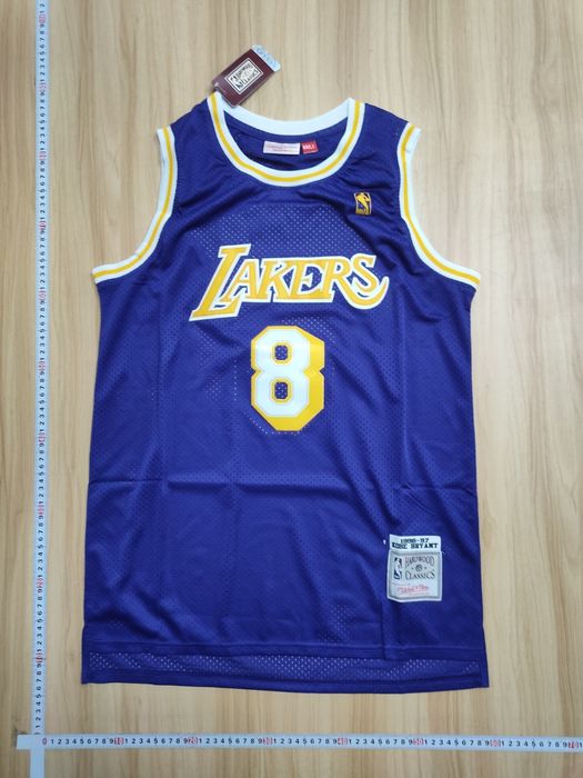 Vând Maiou Kobe Bryant