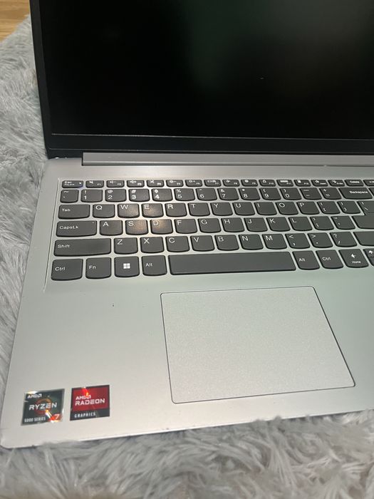 Laptop Lenovo Ideapad 1 AMD Ryzen