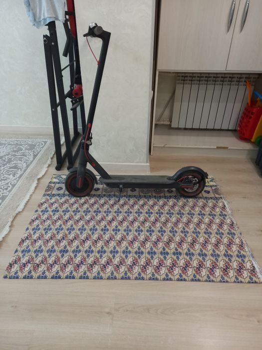 Продаю электра самокат