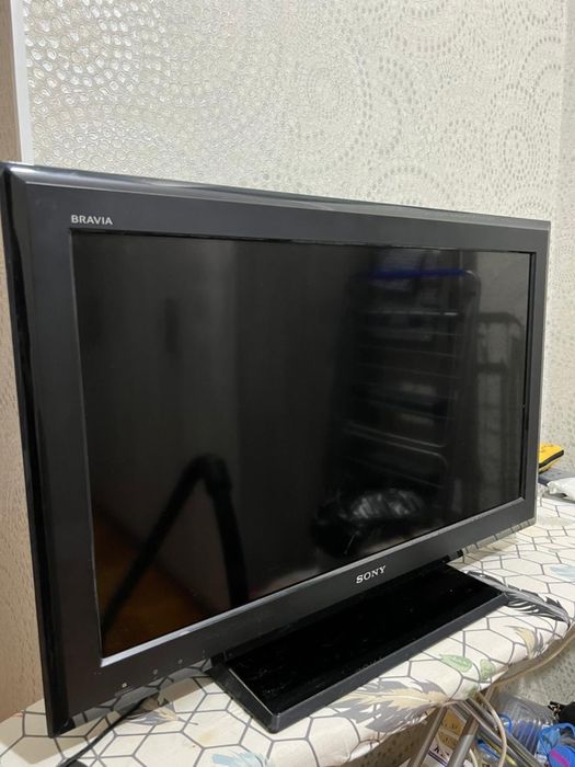 Продам 2 телевизора  б/у