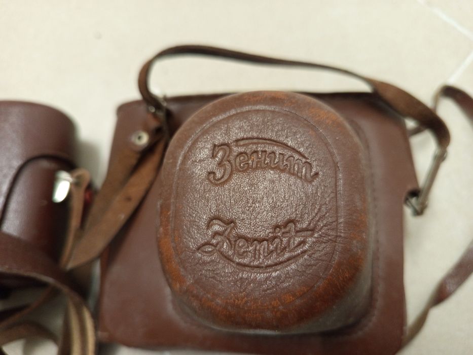 Добър ден, продавам фотоапарат Зенит