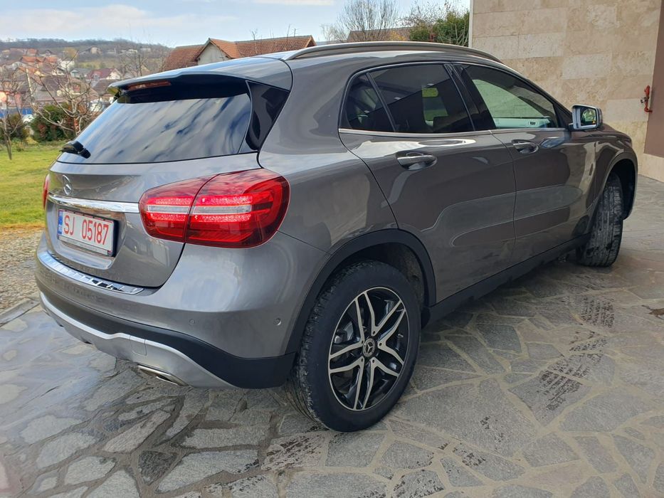 Mercedes-Benz GLA Mercedes-Benz GLA 200 d 4MATIC Xenon