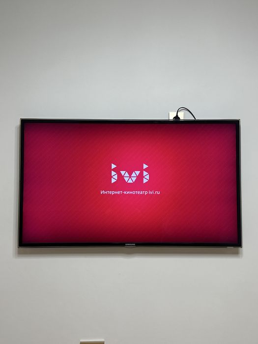 Телевизор samsung