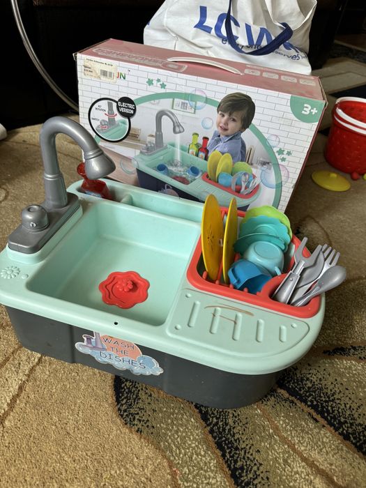 Детская кухня, посуда, овощи/фрукты