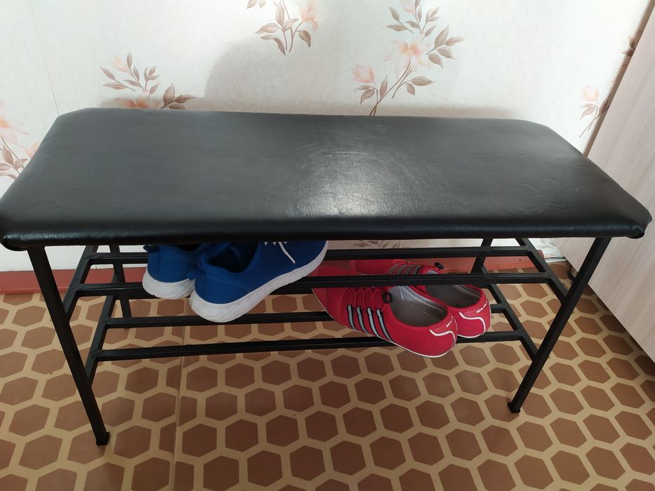Полка для обуви , обувница новая. Размеры 87*36. Высота 50см