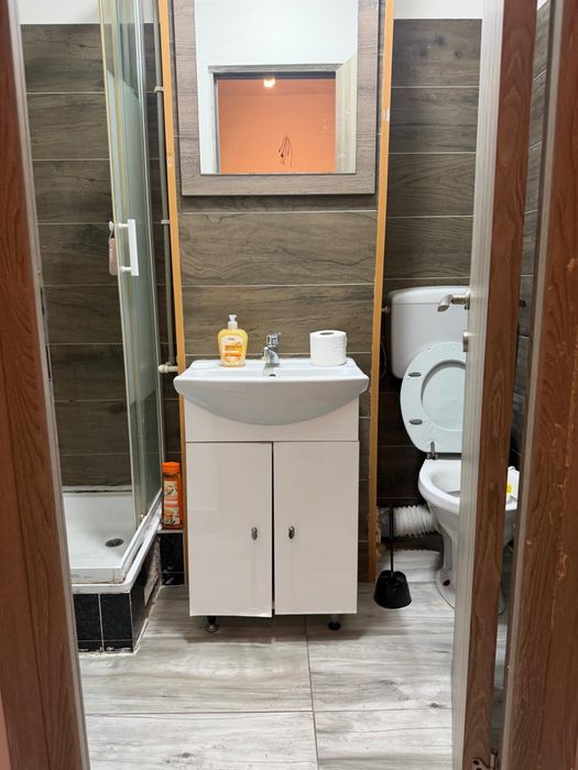Inchiriez Garsoniera in Regim Hotelier