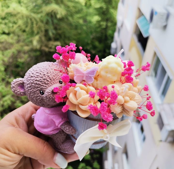 Кашпи с декорация