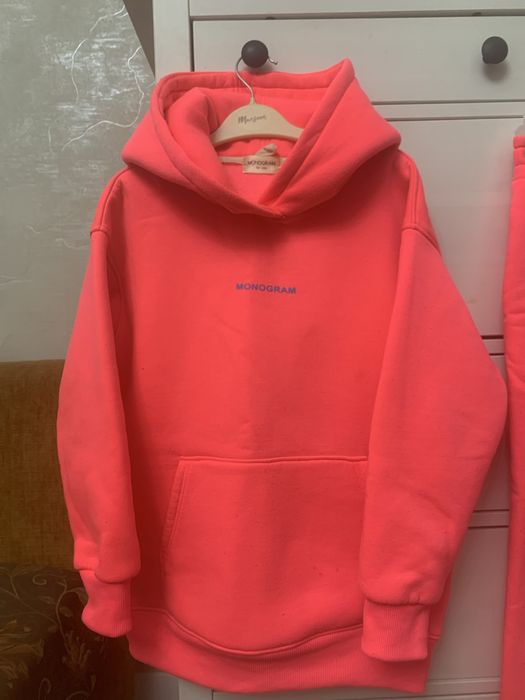 Супер стильный теплый костюм Monograme