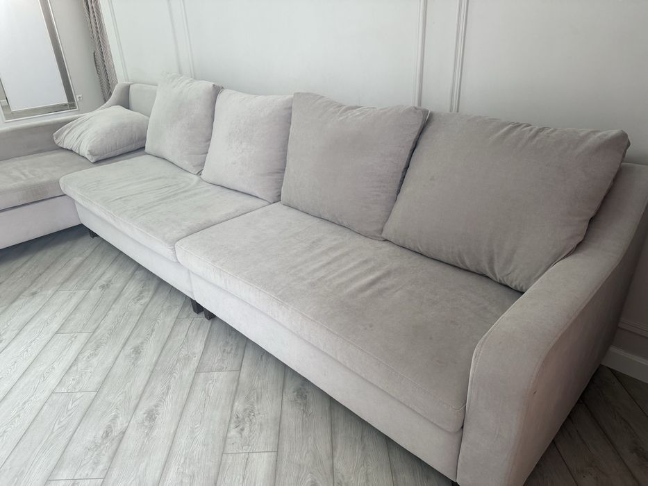 Срочно продам диван