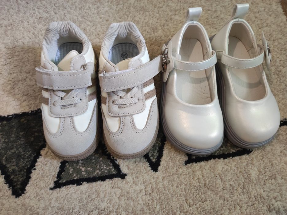Продам детскую обувь