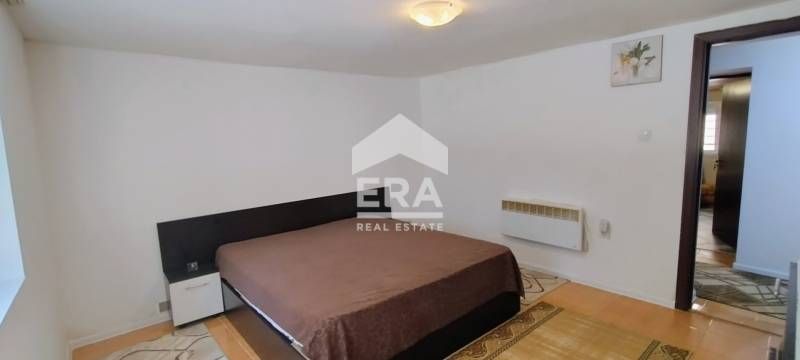 Дава се под наем Етаж от къща в Кърджали, Център - 77 кв.м за 204 € - Снимка #7