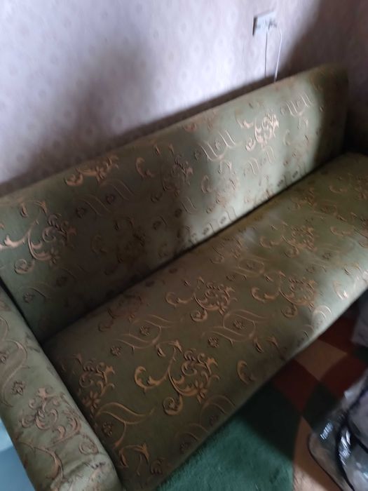 Продам диван раскладной состояние отличное
