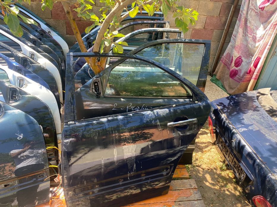 Мерседес 210 лупарик двер