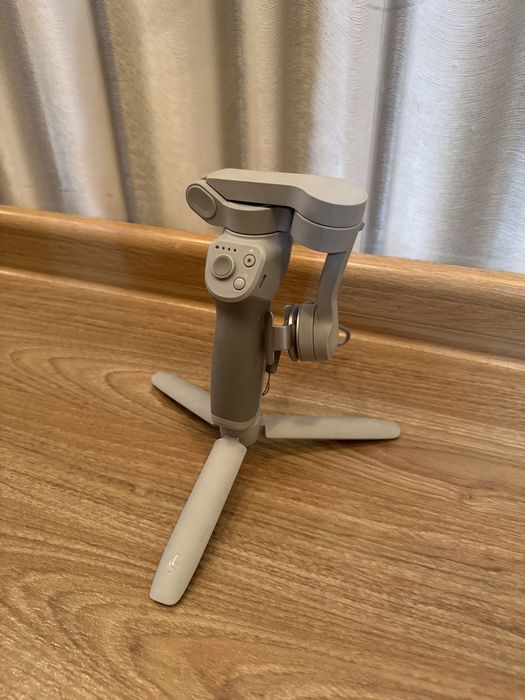 Стабилизатор dji osmo mobile 4