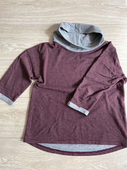 Продается кофта-футболка